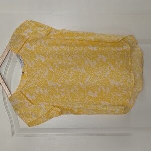 Lily White yellow and white printed blouse size medium flutter sleeve flowy